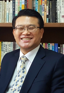 <span class='la-new'><i class='fa fa-chevron-circle-right'></i></span>이제 한 번 예배드…